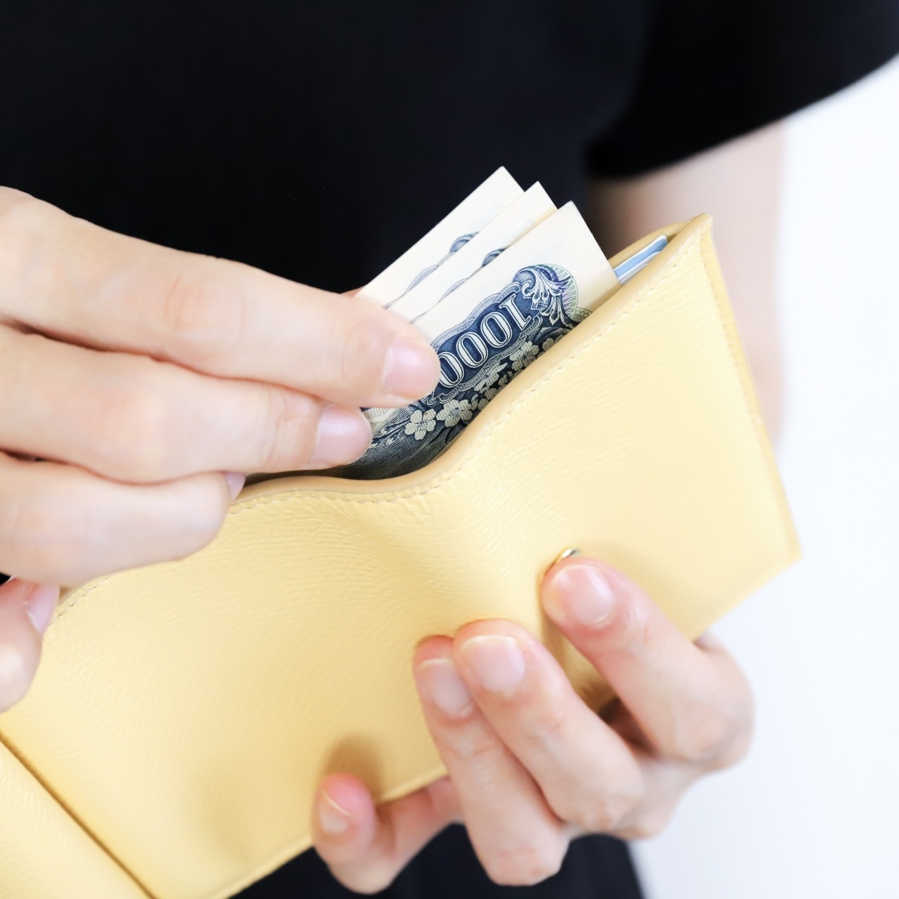 【自己処理は生涯○万】脱毛はやらない方が損してる？