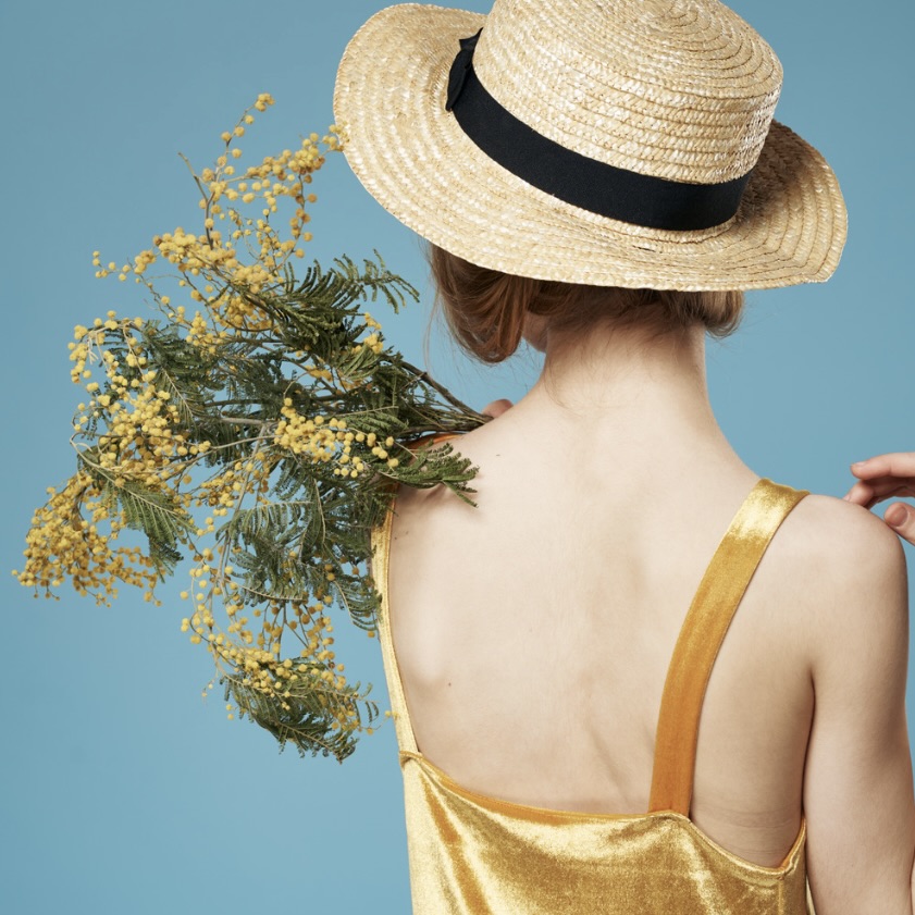 【すべすべになるだけじゃない！】うなじ脱毛のメリットは？