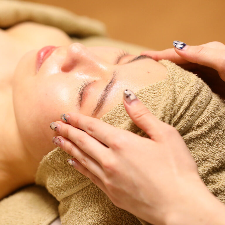 【おひとり様時間を楽しむ】エステで集中ケア！プチ贅沢な休日を