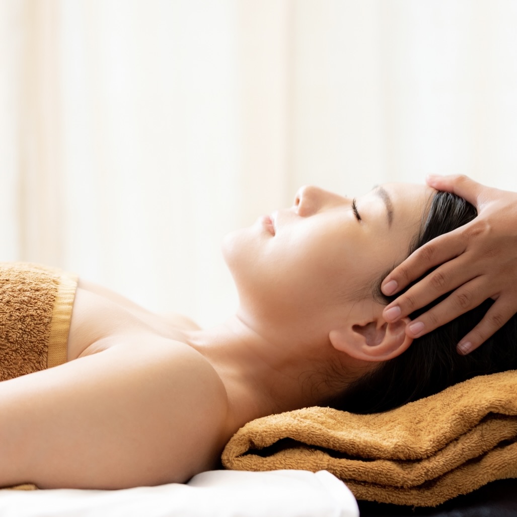 【冬のくすみ肌の原因は？】透明感が上がる！温活エステのススメ