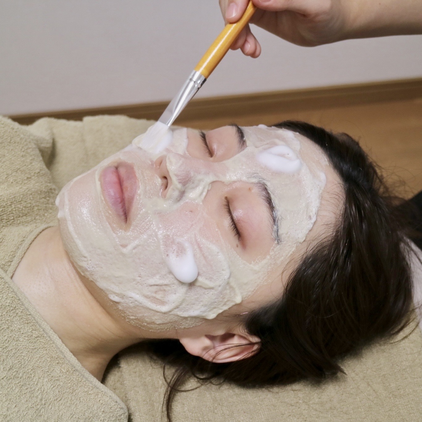 【ビフォアフ写真あり】夏のダメージケアに！ハーブピーリング